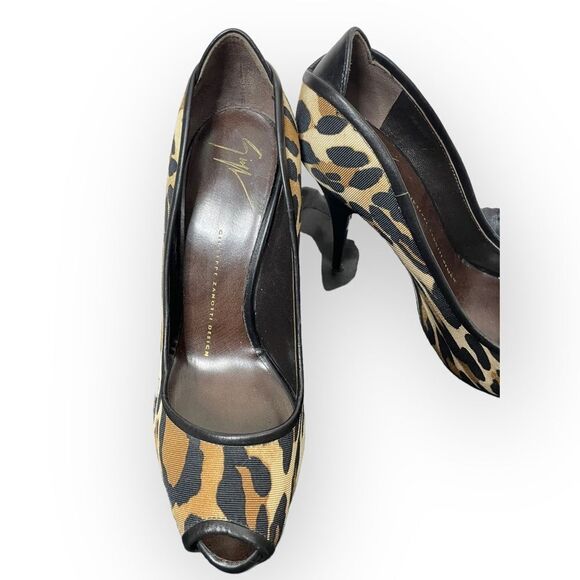 Giuseppe Zanotti Leopard Print Canvas Peep Toe Pumps 37.5 w/ dustbag - Picture 11 of 11